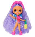 Lalka BARBIE Extra Mini Minis plaża