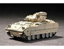 Model plastikowy Pojazd bojowy M2A2 Bradley